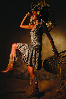 styliste knitwear designer mode fashion maille dress Robe femme womenswear adam jones paris collection tahiti