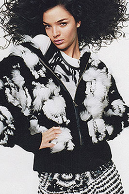 styliste knitwear designer mode fashion maille dress Robe femme womenswear adam jones paris publication press magazine